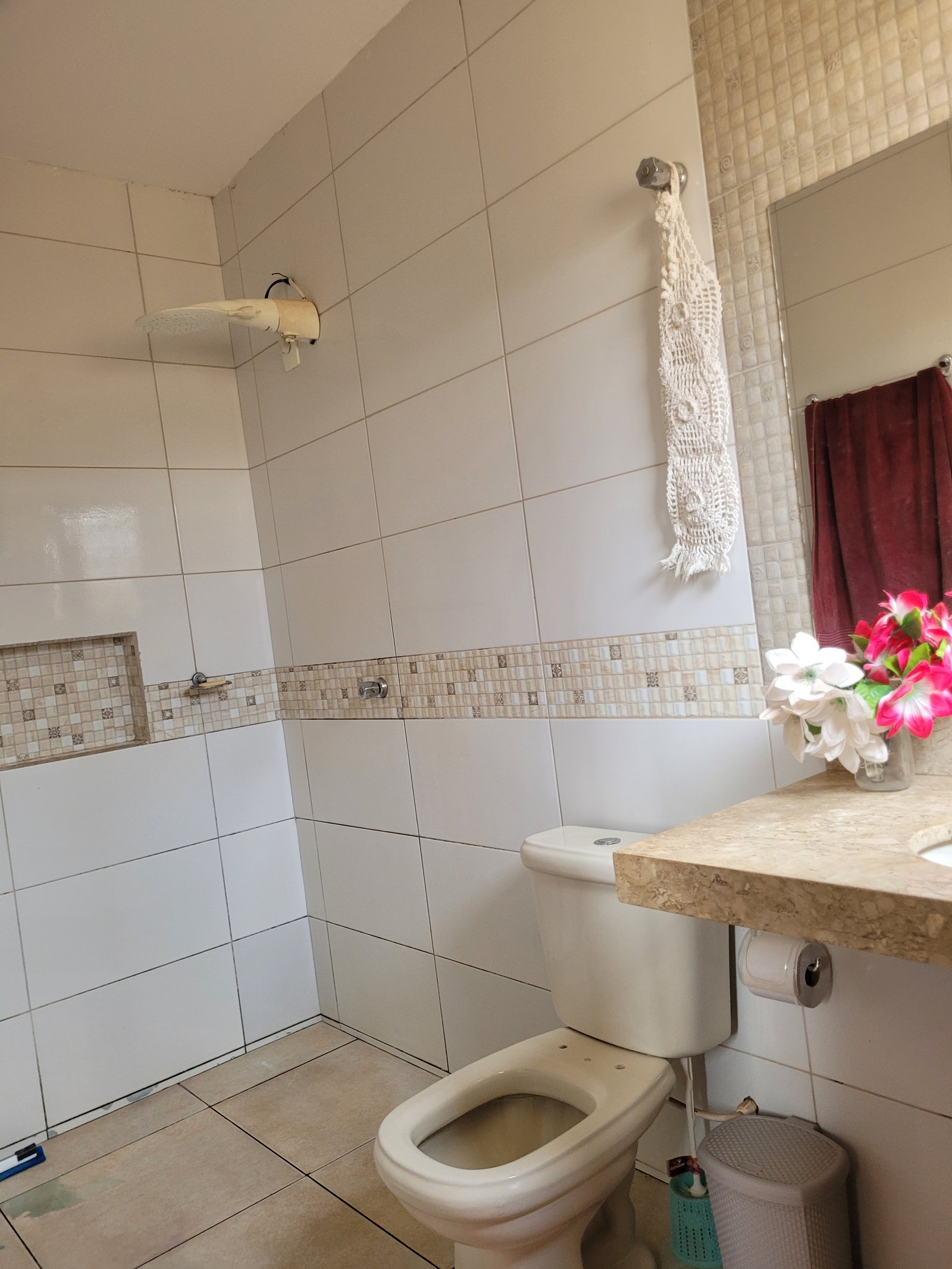 VENDE-SE CASA BAIRRO JARDIM VITÓRIA