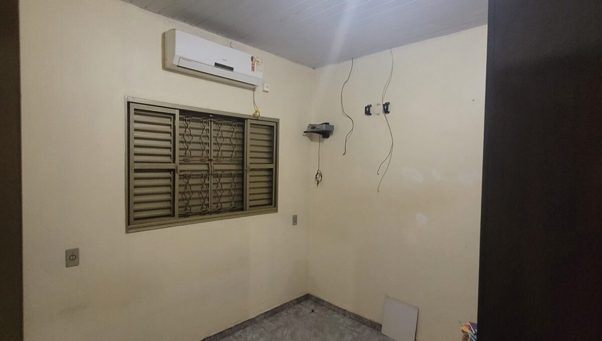 CASA-JOÃO-RUA-CAPELINHA210MIL (5)