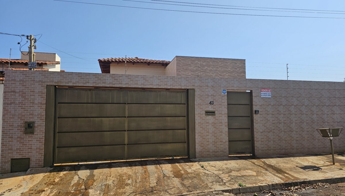 casa colina da serra 450mil (17)
