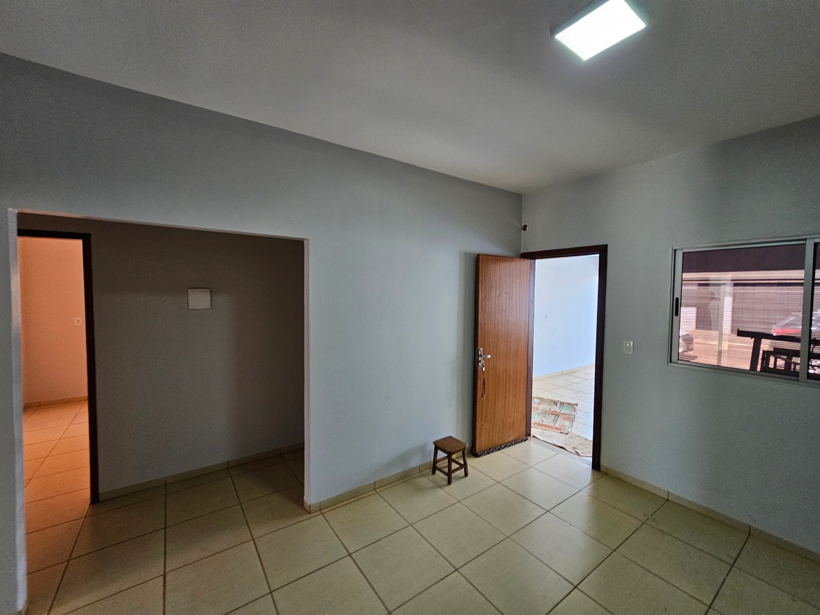 VENDE-SE CASA PRÓXIMO AO CLUBE ELDORADO – BAIRRO MORADA DO SOL.