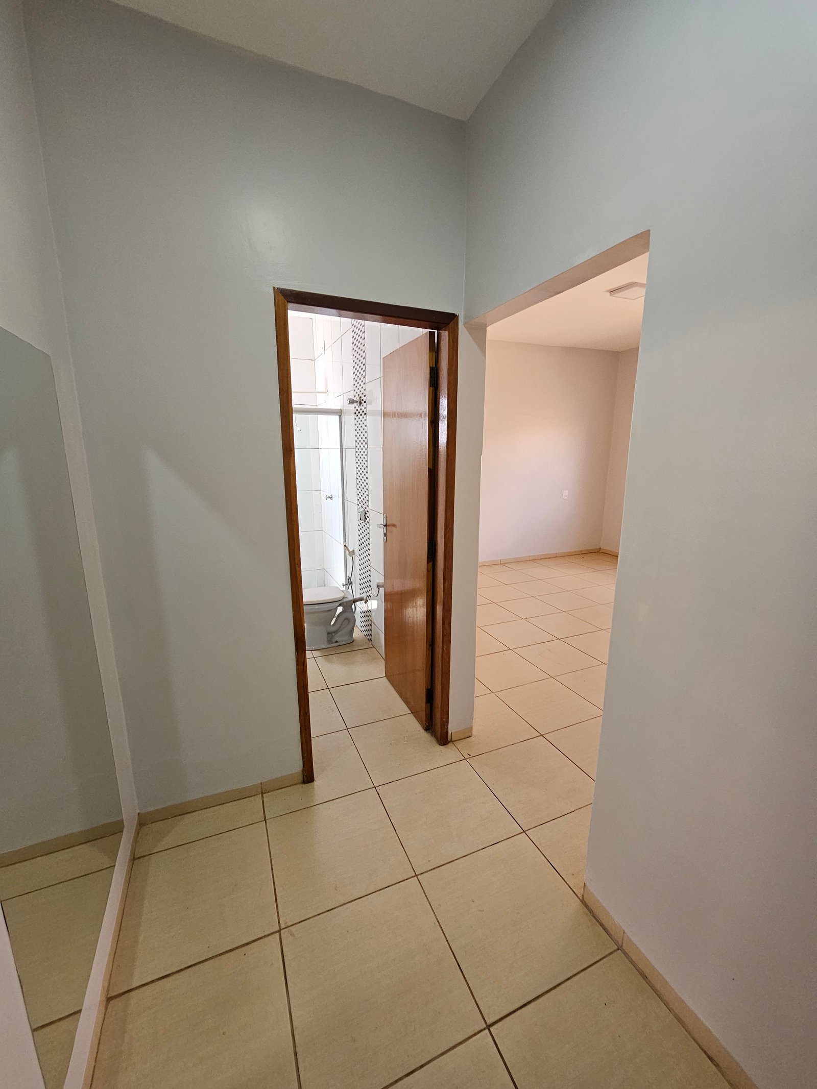 VENDE-SE CASA PRÓXIMO AO CLUBE ELDORADO – BAIRRO MORADA DO SOL.