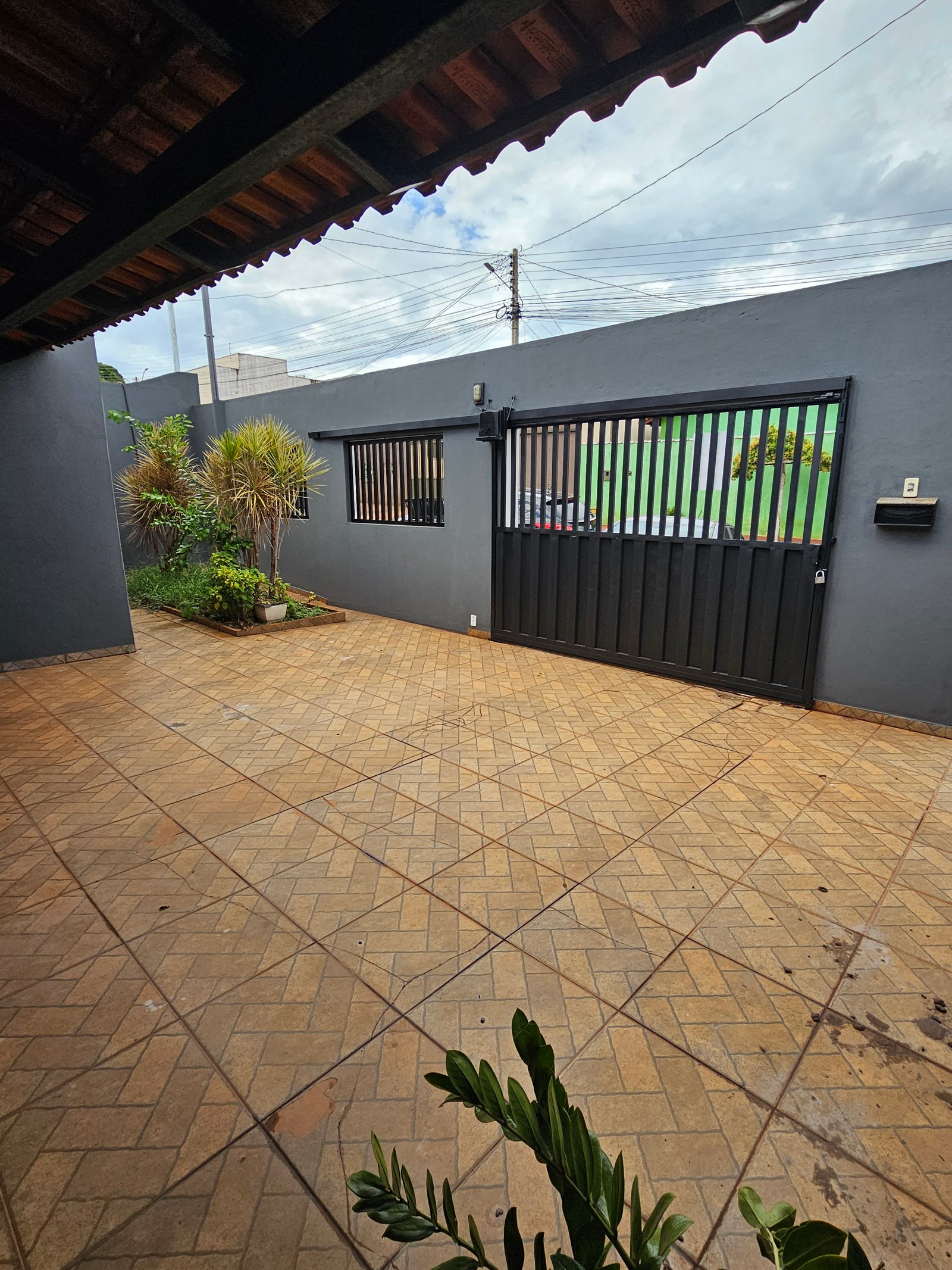 VENDE-SE CASA NO BAIRRO TONICO BENTO