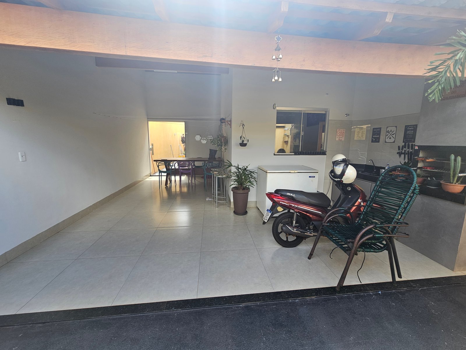 VENDE-SE CASA NO MORUMBI - 3 quartos