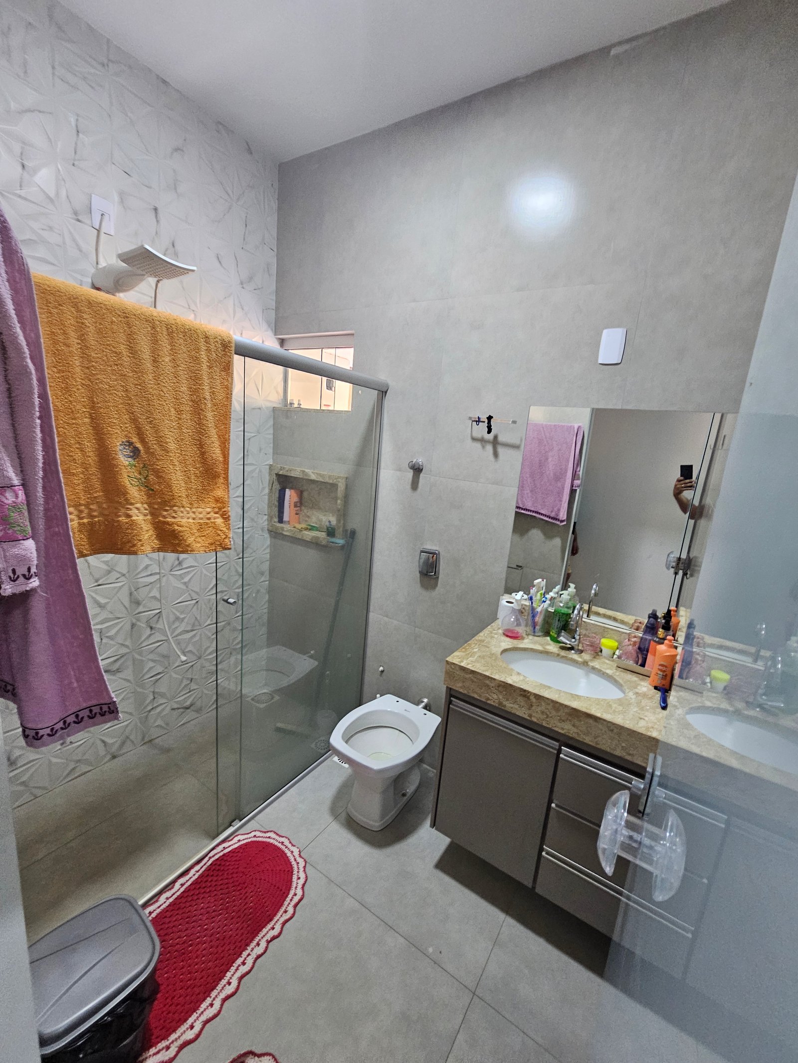VENDE-SE CASA NO MORUMBI - 3 quartos