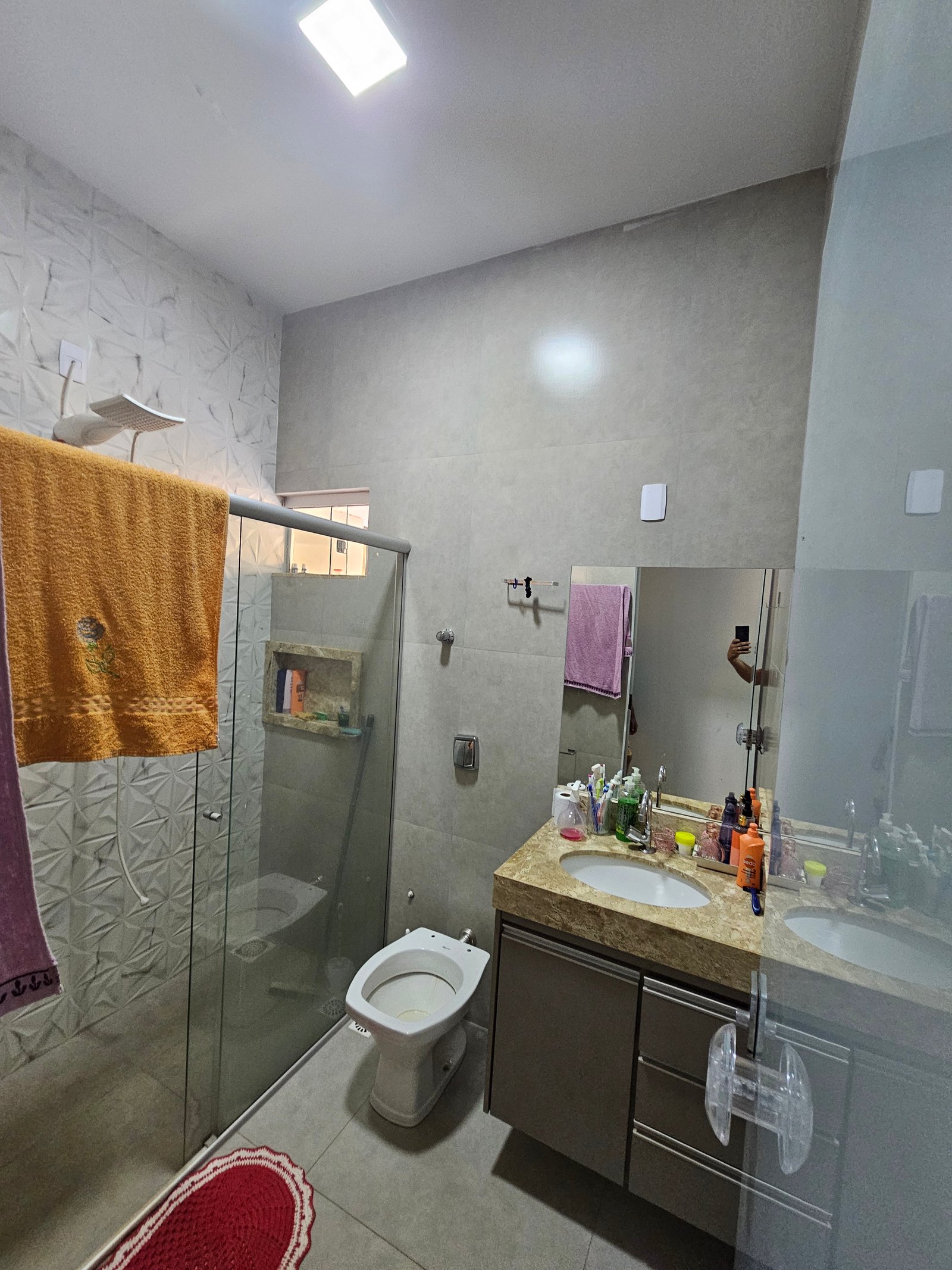 VENDE-SE CASA NO MORUMBI - 3 quartos
