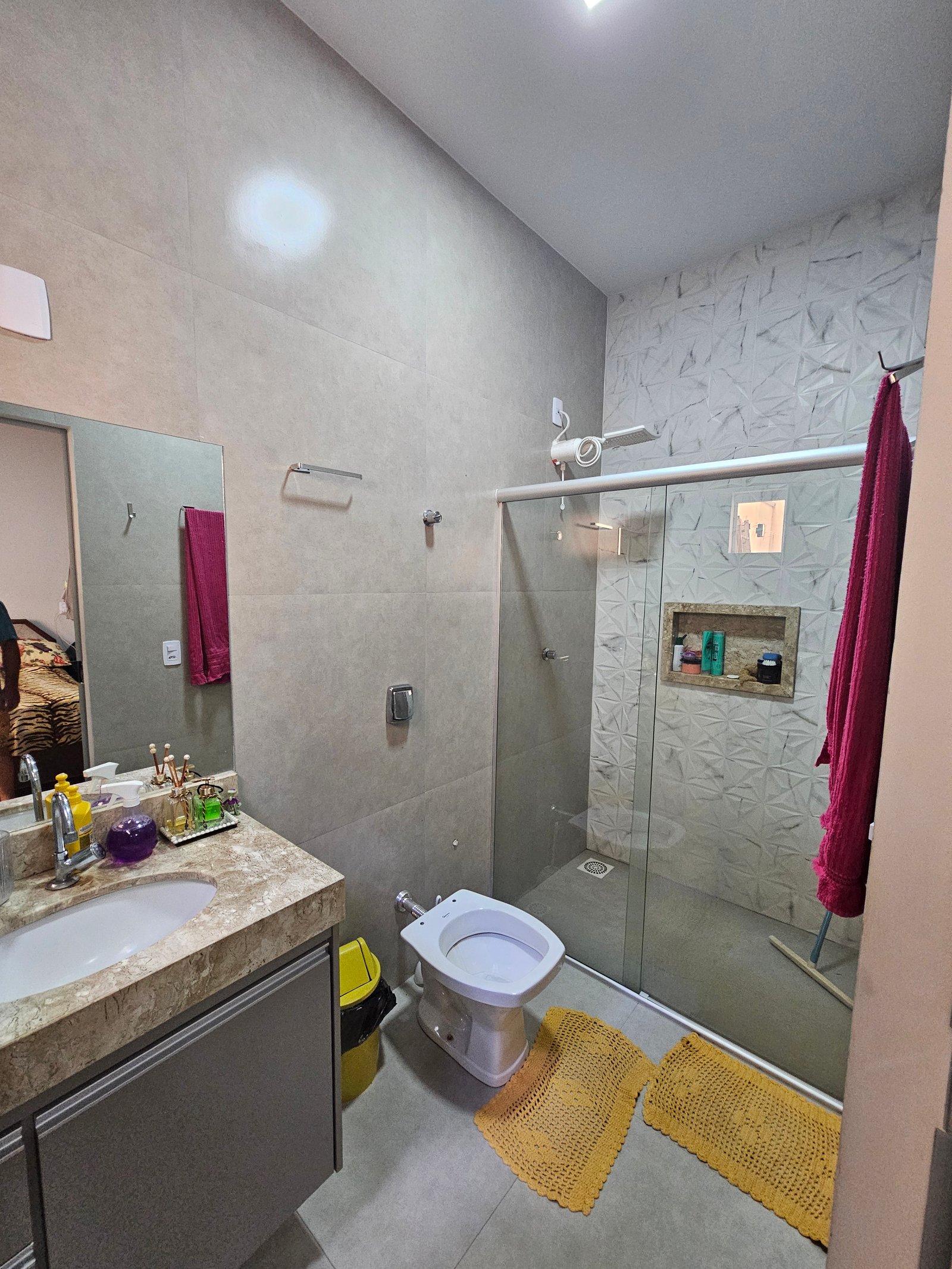 VENDE-SE CASA NO MORUMBI - 3 quartos