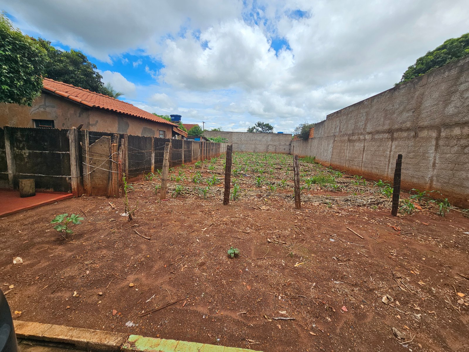 VENDE-SE TERRENO – BAIRRO MUNICIPAL | QUIRINÓPOLIS–GO