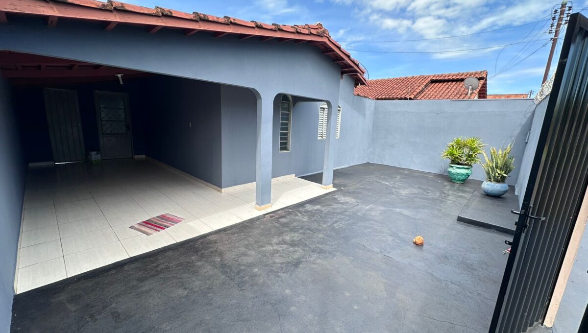 CASA HELIO LEAO - 350 MIL (4)