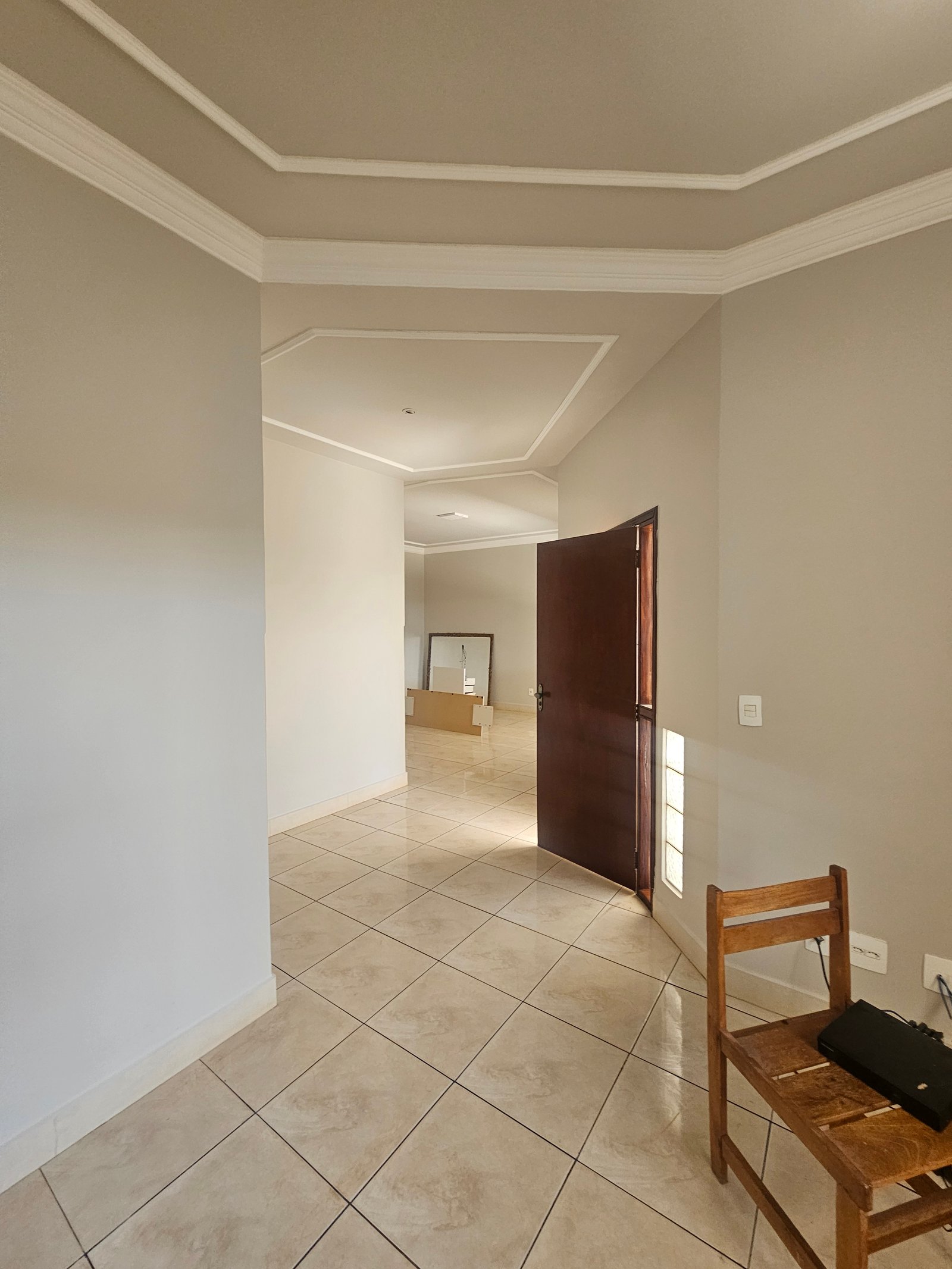 VENDE-SE CASA BAIRRO SOL NASCENTE – QUIRINÓPOLIS-GO