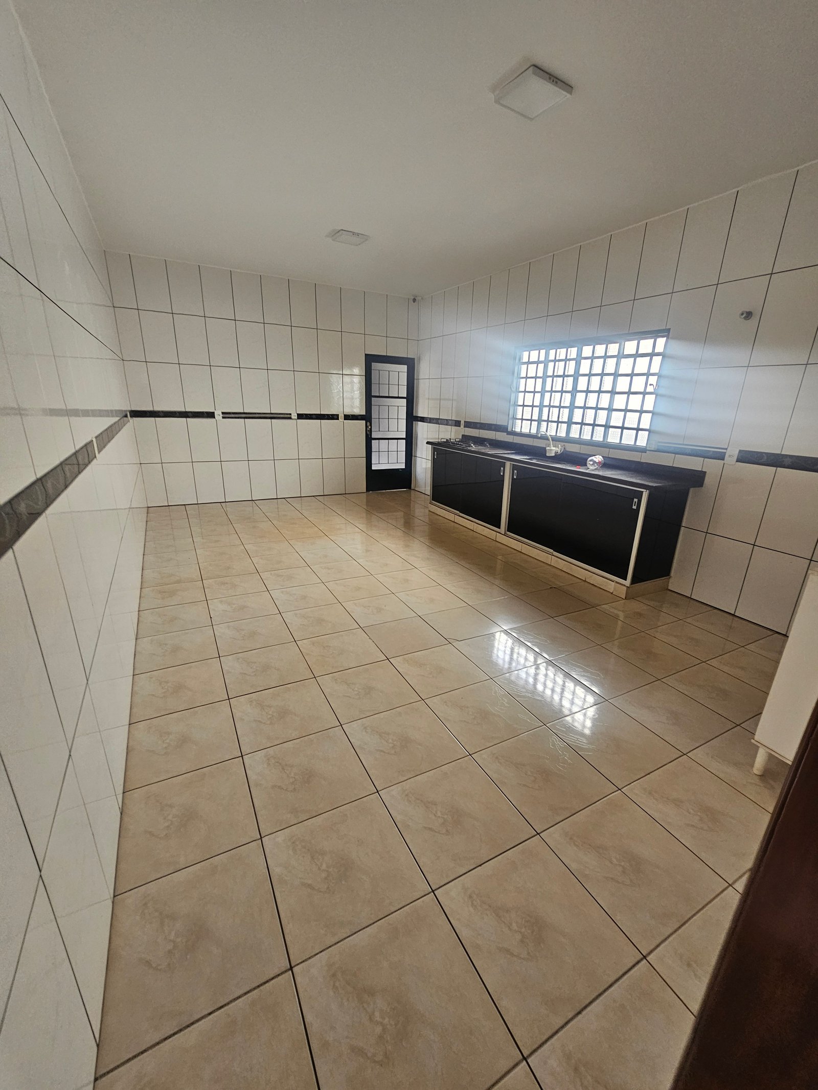 VENDE-SE CASA BAIRRO SOL NASCENTE – QUIRINÓPOLIS-GO