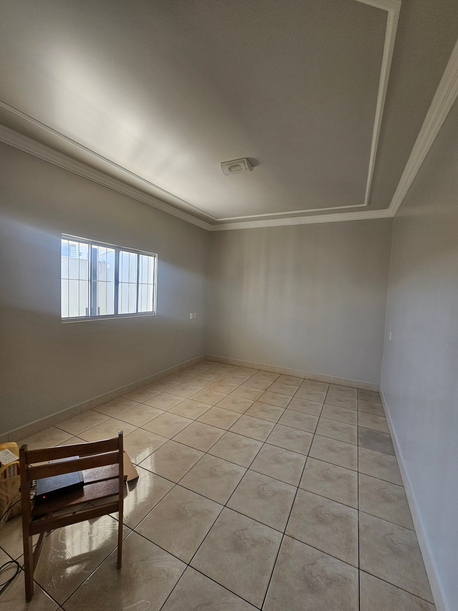 VENDE-SE CASA BAIRRO SOL NASCENTE – QUIRINÓPOLIS-GO