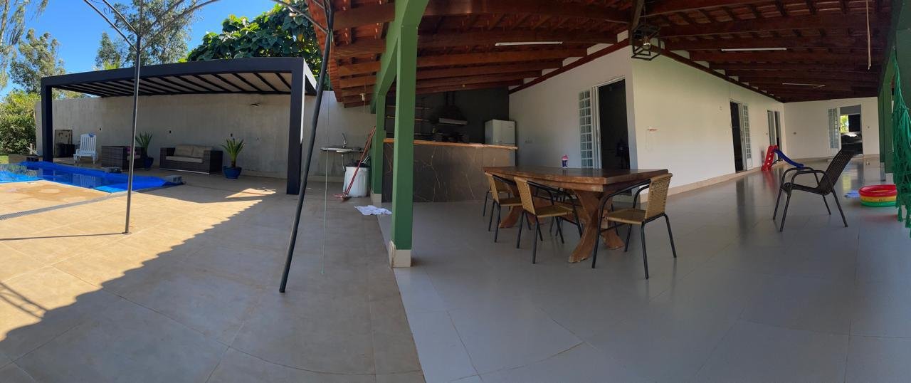 VENDE-SE RANCHO NO GERALDO LEMOS