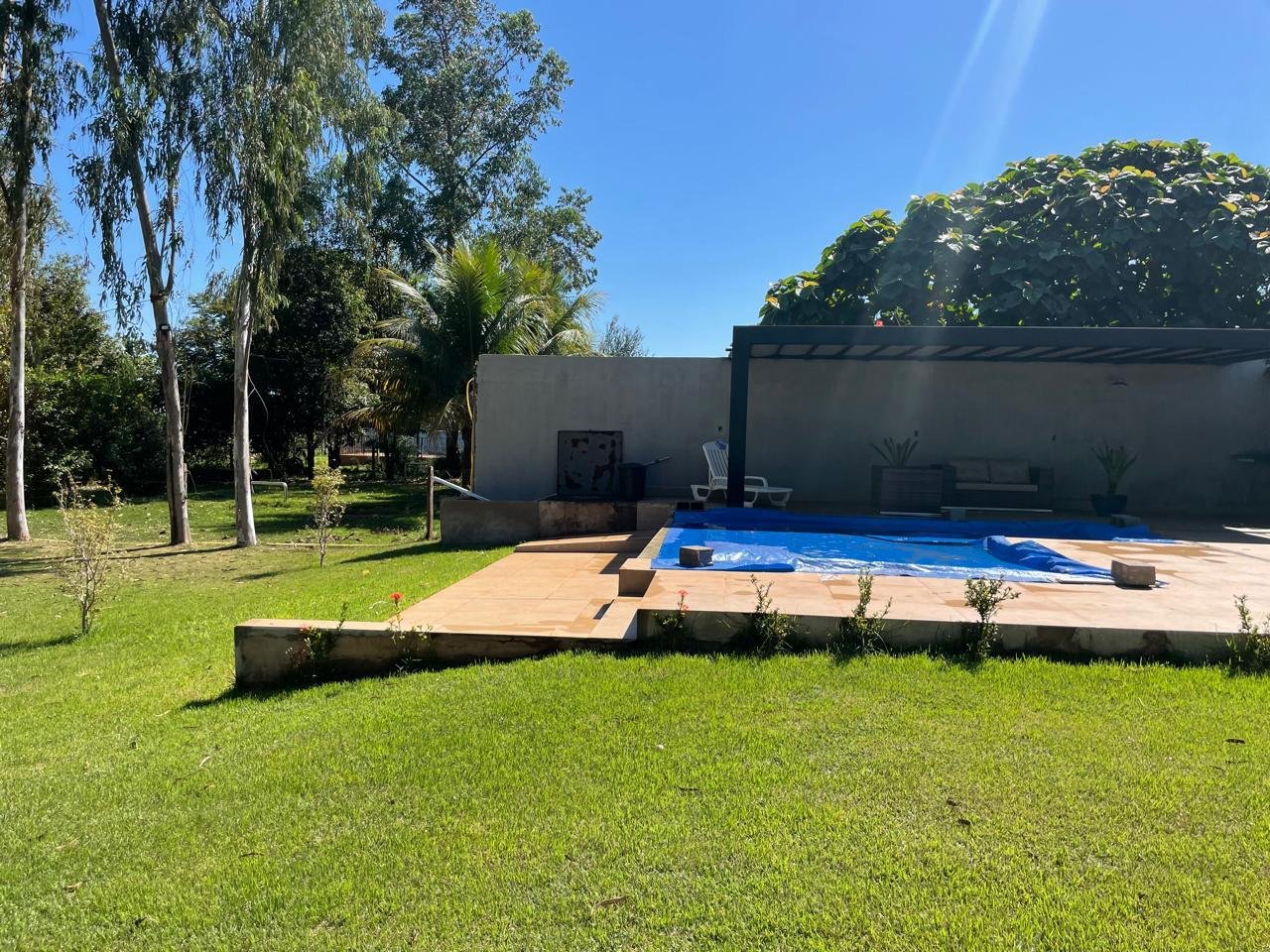 VENDE-SE RANCHO NO GERALDO LEMOS