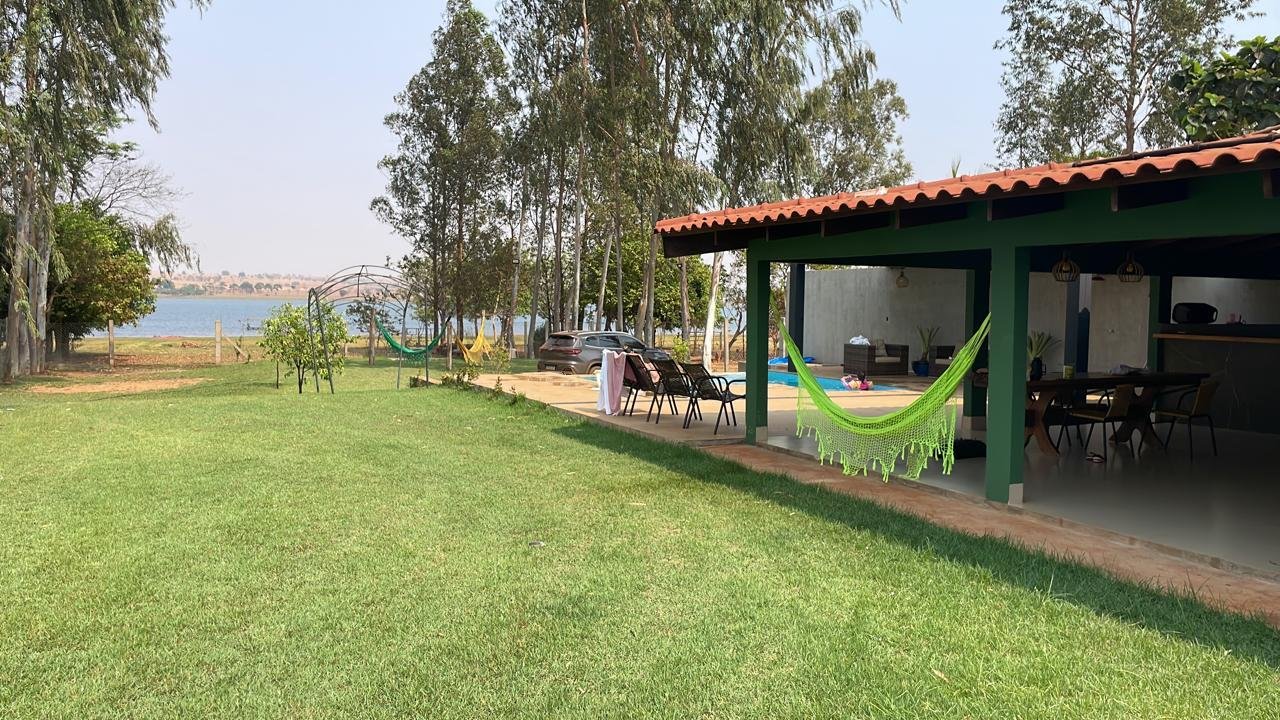 VENDE-SE RANCHO NO GERALDO LEMOS