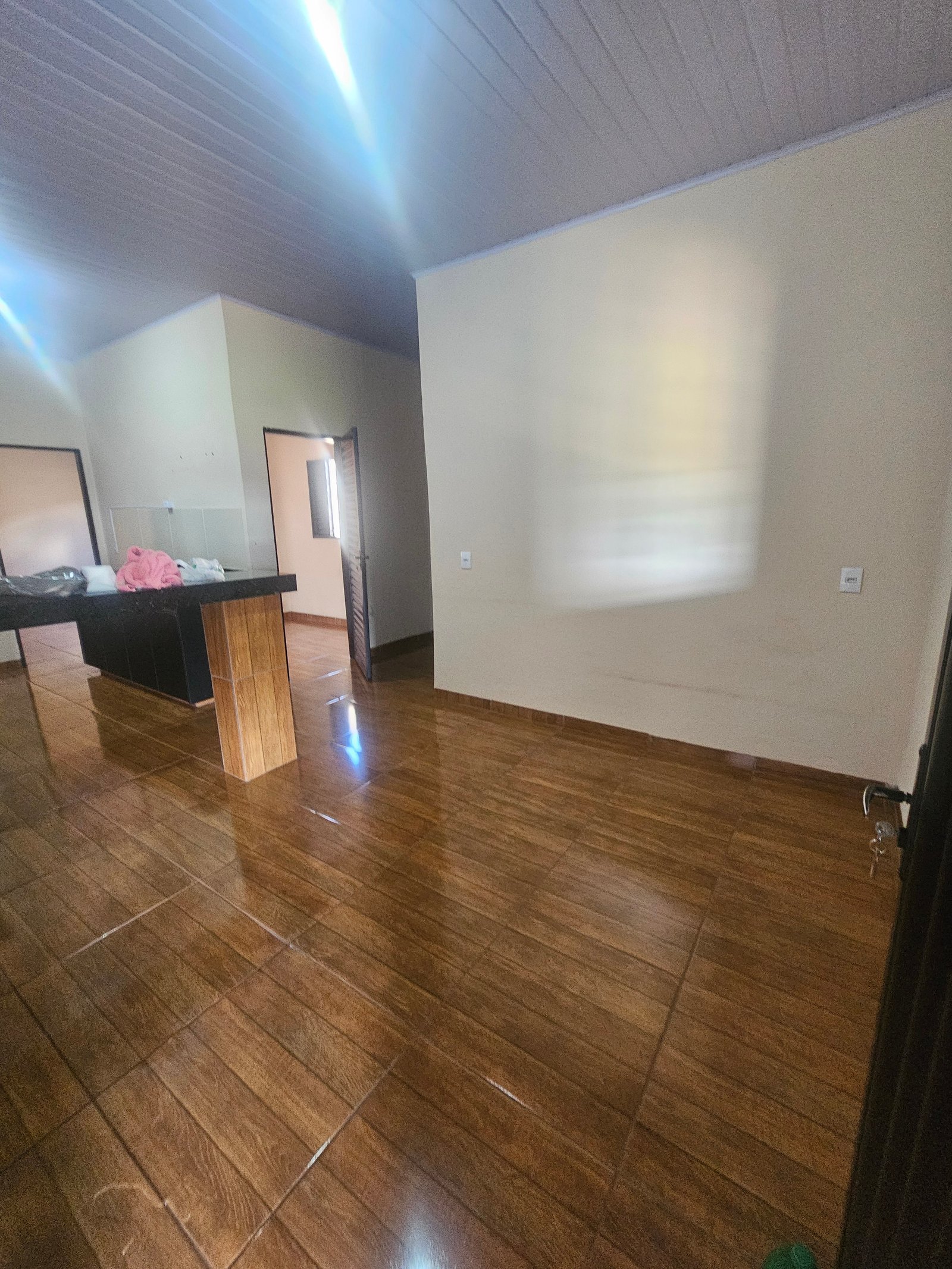 VENDE-SE CASA NO JARDIM VITÓRIA
