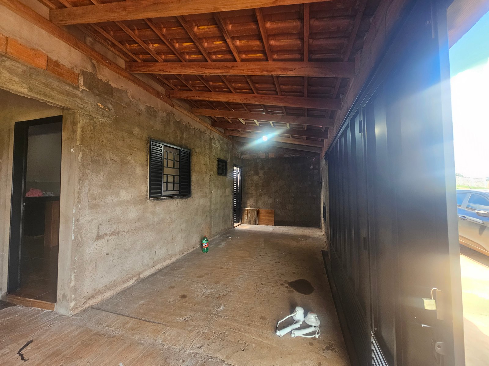 VENDE-SE CASA NO JARDIM VITÓRIA